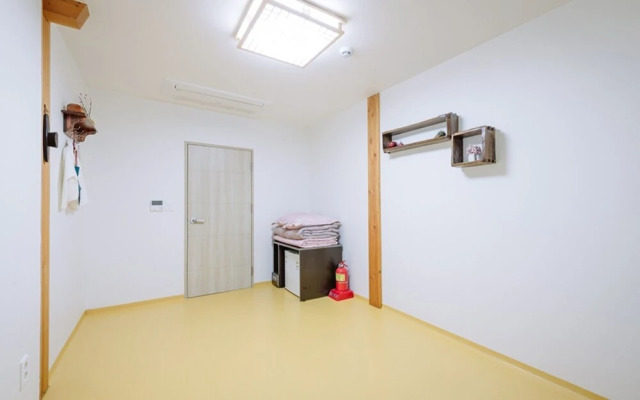 Daegu West Gate Hanok Guesthouse