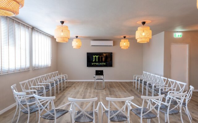 Erettz Dafna Travel Hotel