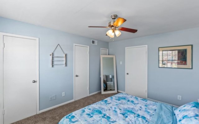 Comfortable Apartments in SEABROOK SK