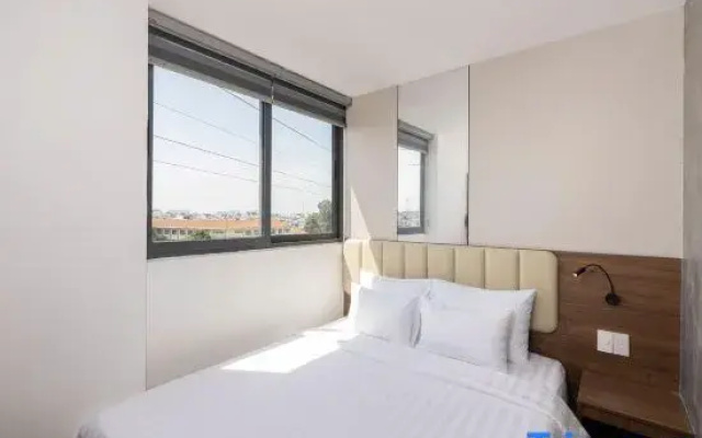 La Hotel Duong So 21