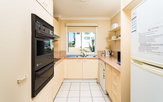 Burleigh Point Holiday Apartments