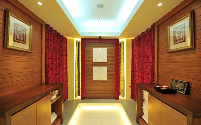 Win Long Place managed by Win Long