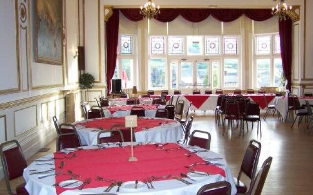 Brecon Castle Hotel