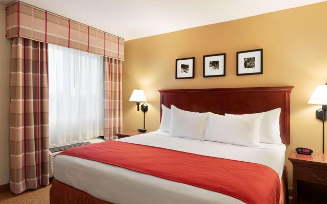 Country Inn & Suites by Radisson, Cedar Rapids Airport, IA