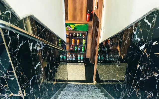 Hotel Royal Aanandam