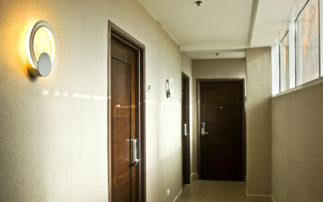 Goldberry Suites & Hotel Mactan