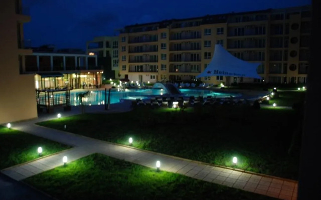 Pollo Resort Mikosta Apartments