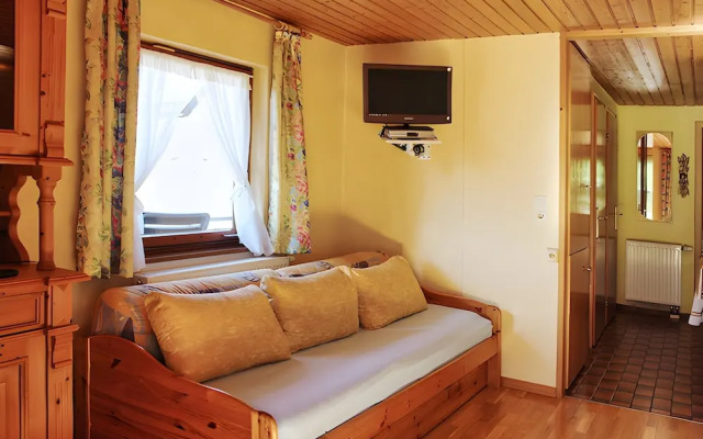 Room-small Holiday Cottage Ivy