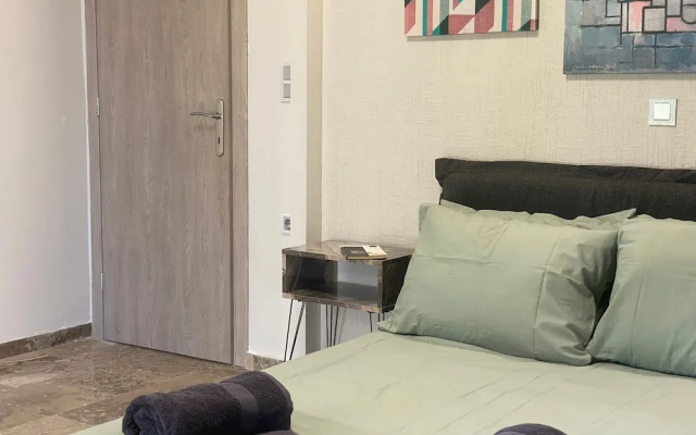 Kalamata Garden Haven - Escape Amidst Greenery