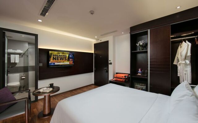 Commencer Hotel