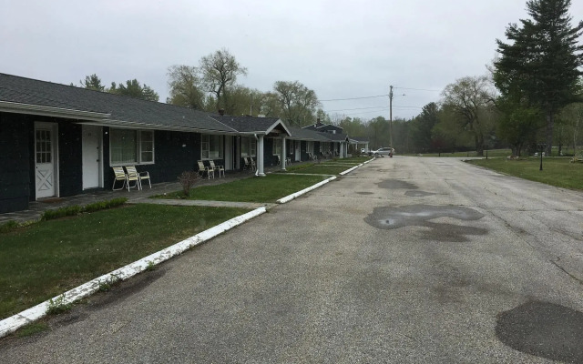 Weathervane Motel