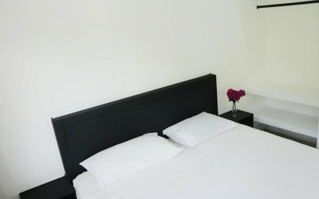 "room in Guest Room - Private Room With King Size bed Num023"