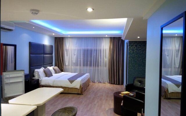 Shayah Suites