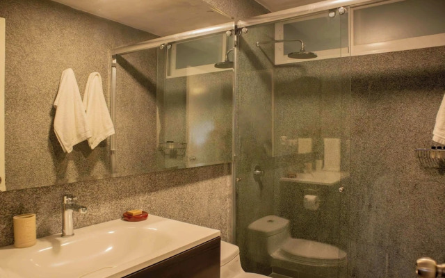 Sophisticated 1BR Stay in Prime Miraflores