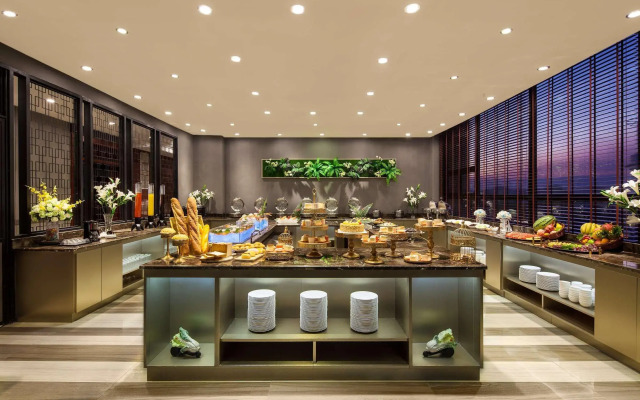 Ramada by Wyndham Liuzhou Luzhai