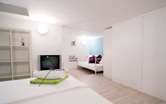 Budapest Easy Flats - Opera Apartments