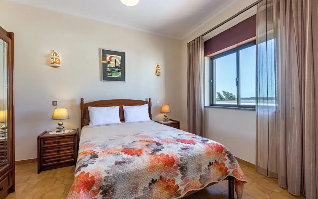 Seaside Charm in Gale - 2 Bedroom W/big Terrace
