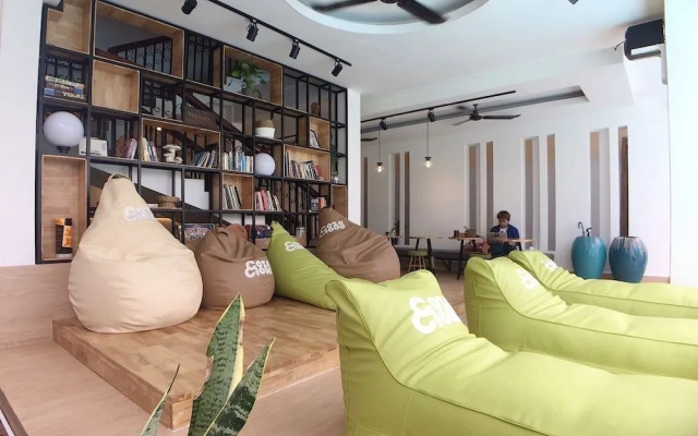 Cozycloud Backpackers Hostel