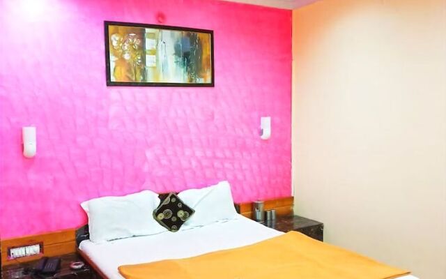 OYO 75800 The Royal Mini Resort