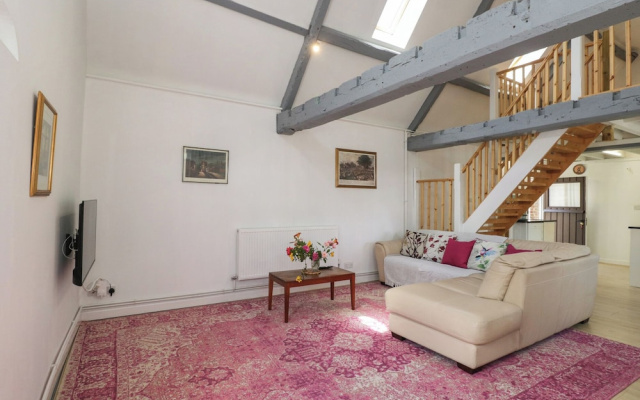 Coach House