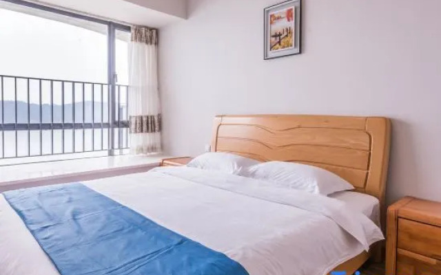 Wu Mountain Trail Bay Resort Hotel