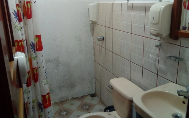 Posada Alroma - Hostel