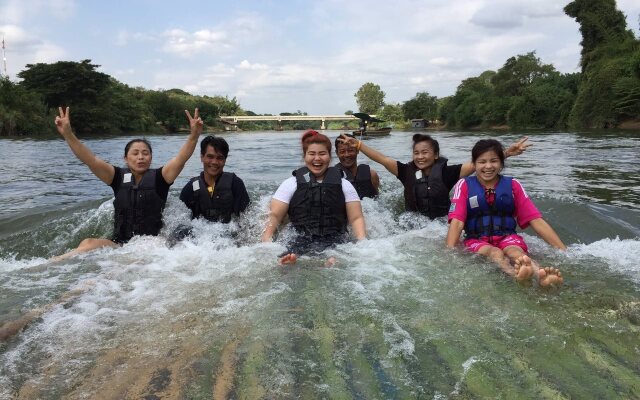 Baanrai Riverkwai Resort