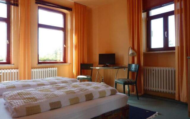 Waldhaus Colditz Garni