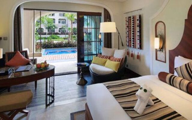 Wyndham Grand Plaza Royale Hainan Longmu