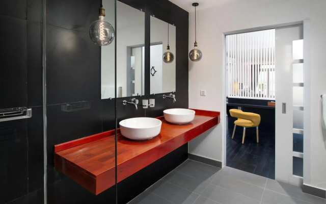 Tao Riverside Residence