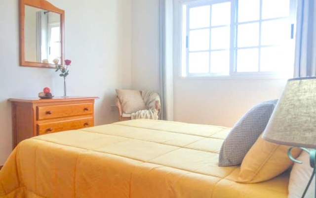 Apartment With 3 Bedrooms in Alojera, With Wifi