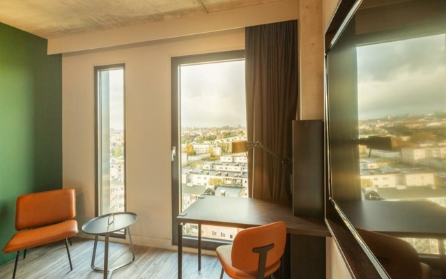 Holiday Inn - the niu, Fender Amsterdam by IHG