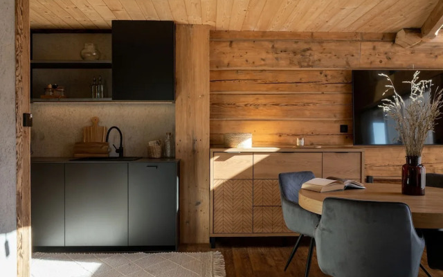 Mountain Shelter Salamandra