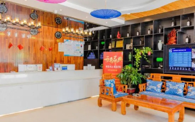 Blue Magpie Holiday Hotel