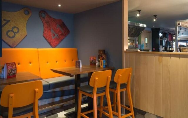 Raven’s Cliff, Motherwell by Marston's Inns