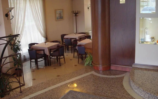 Kapri Hotel