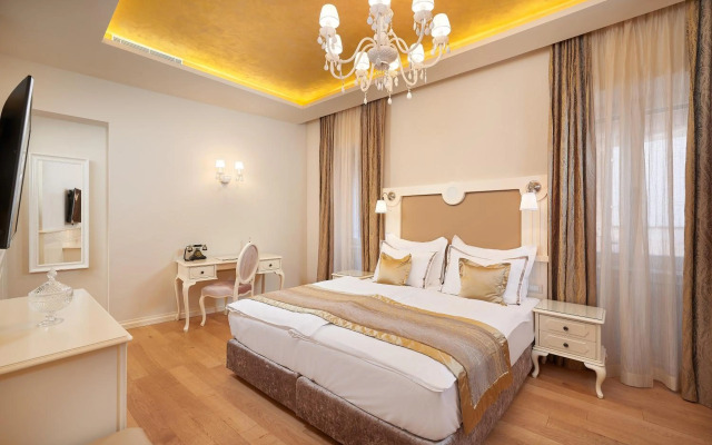 Piazza Heritage Hotel