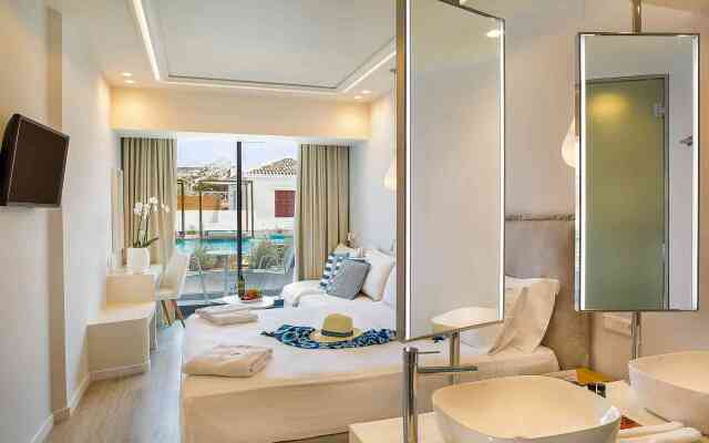 Samian Mare Hotel Suites & Spa