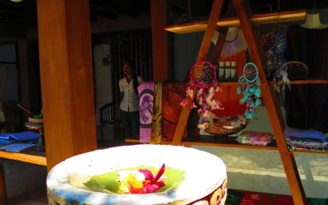 Amed Cafe & Hotel Kebun Wayan
