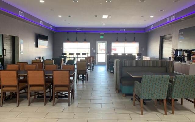 Holiday Inn Express & Suites Canon City
