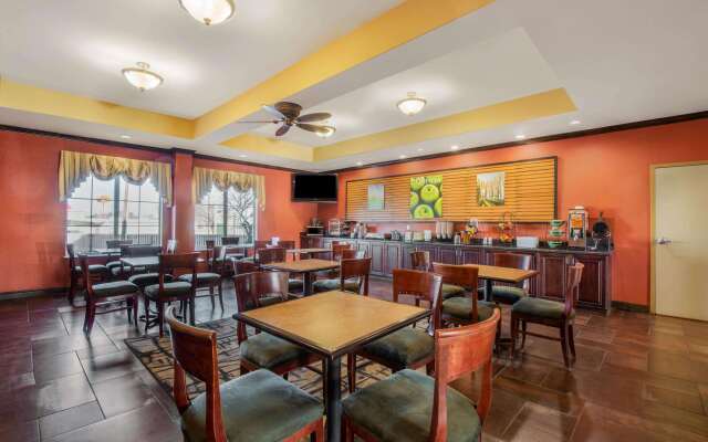 La Quinta Inn & Suites Eastland