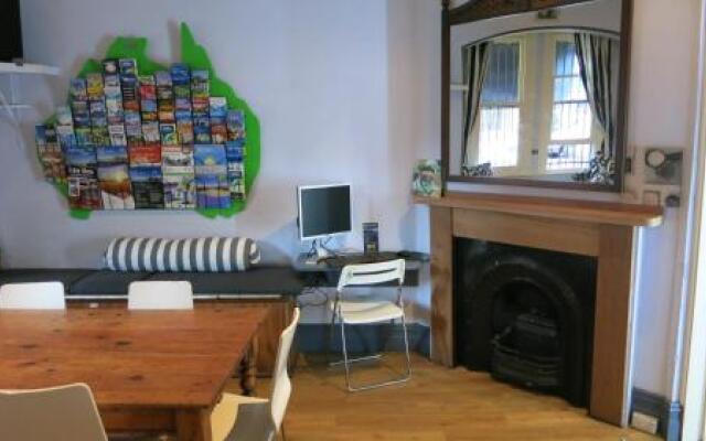 Kanga House Backpackers