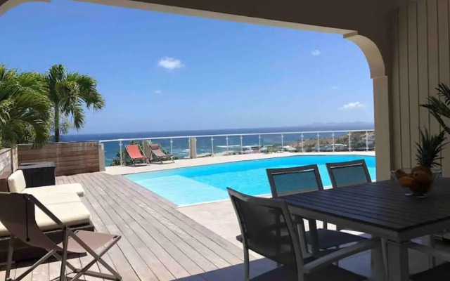 V2 Dream panorama of the ocean