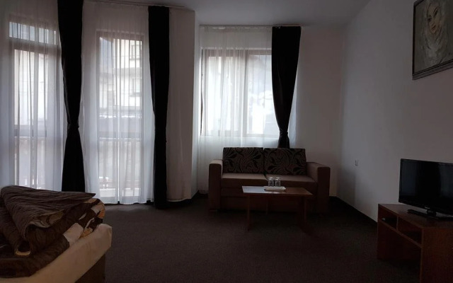 Yuliya Guest House