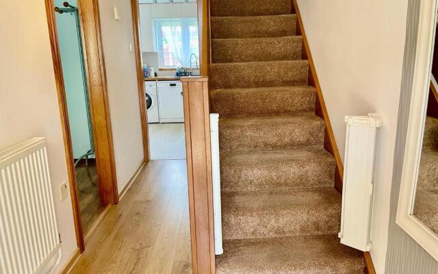 Swafield House - Parking - Modern 2 Bed - Marvello Properties