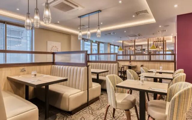 Premier Inn Jersey St Helier - Bath Street