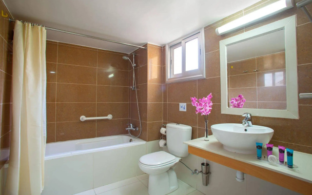 Курорт Malama Beach Holiday Village