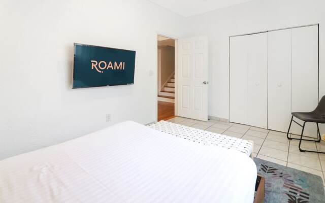 Roami at Edgewater Place
