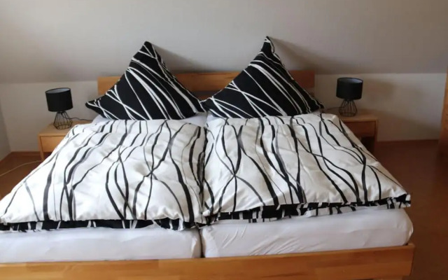 Dream on the Dike 2 Comfortable Vacation Home