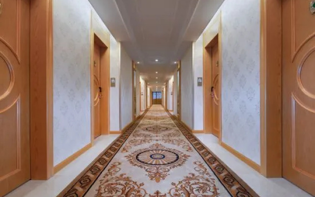Vienna International Hotel